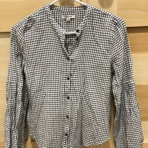 Women’s xs Madewell long sleeve blouse.